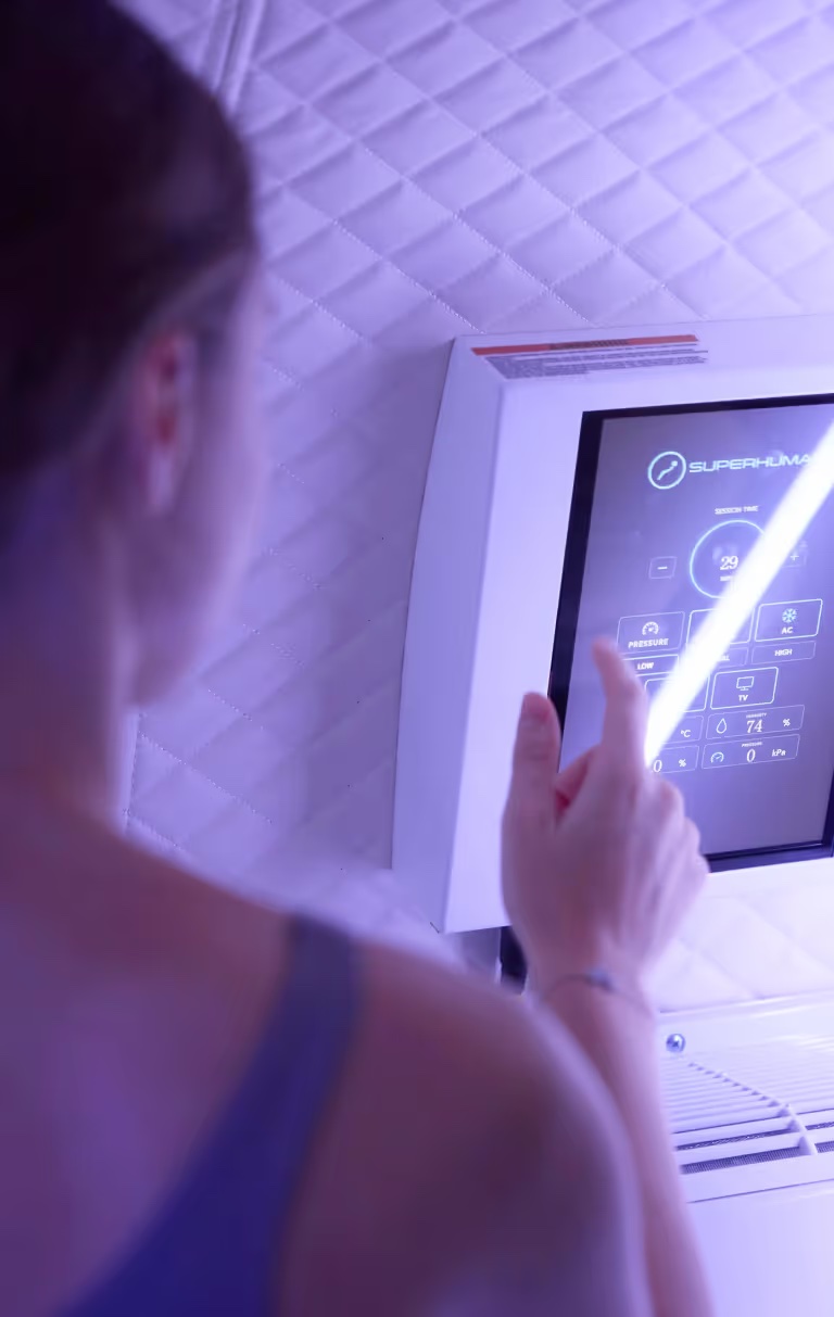 Session settings being selected on the hyperbaric chamber control screen